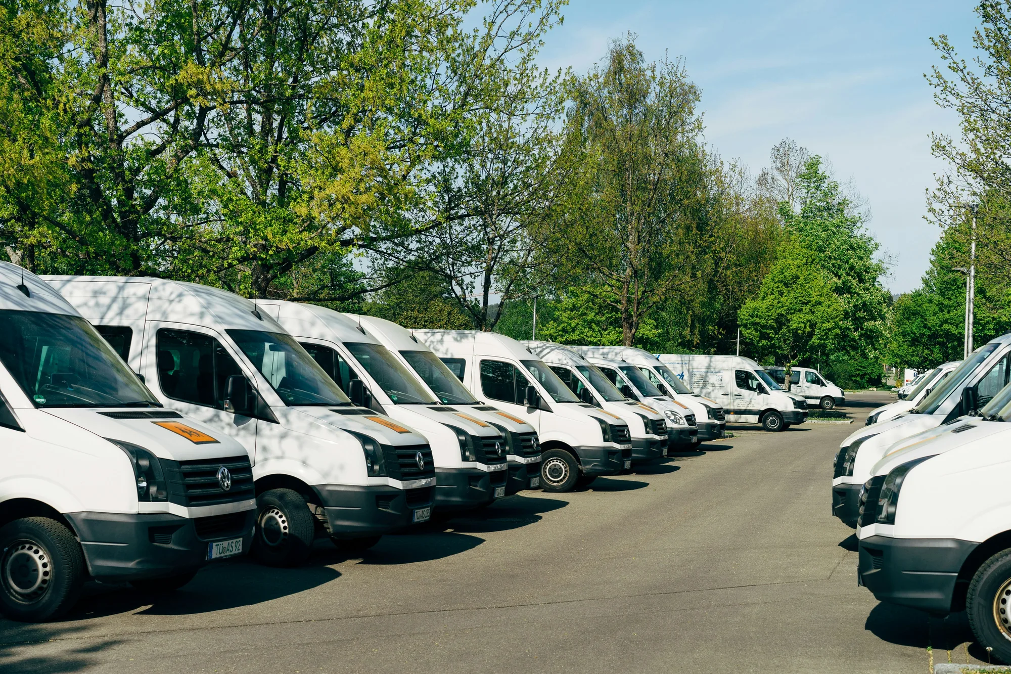 Armada van bisnis siap dimonitor GPS